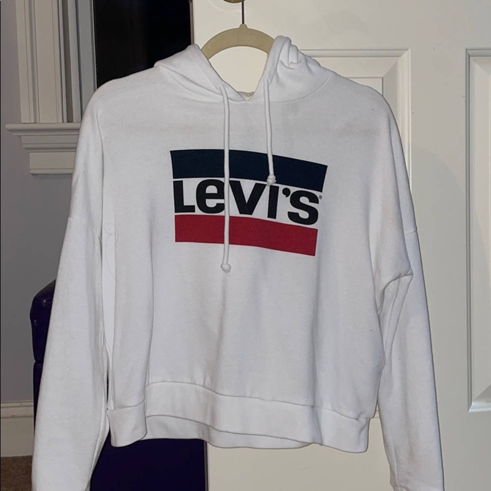 White Levi’s Hoodie